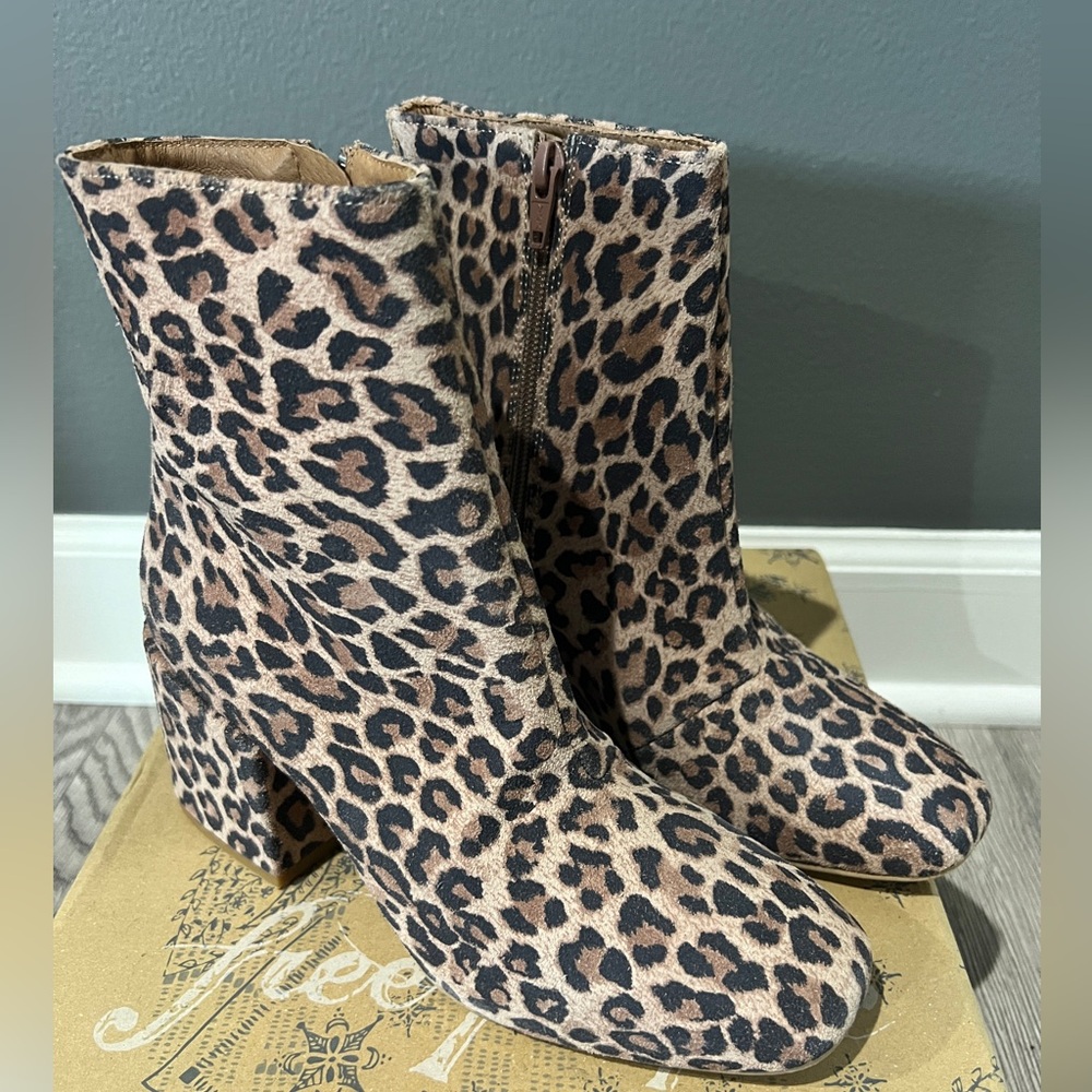 Free‎ People NIB Nicola Suede Block Heel Bootie Leopard Print Size EU 37/US 6.5